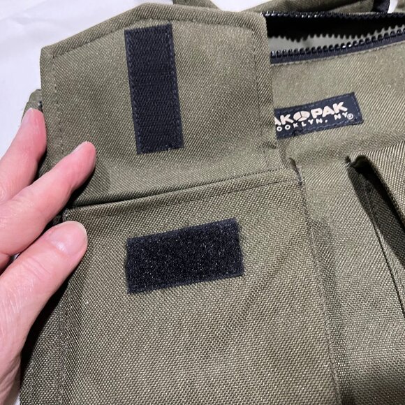 Vintage Yak Pak - Olive Drab - Near Mint - Picture 7 of 9
